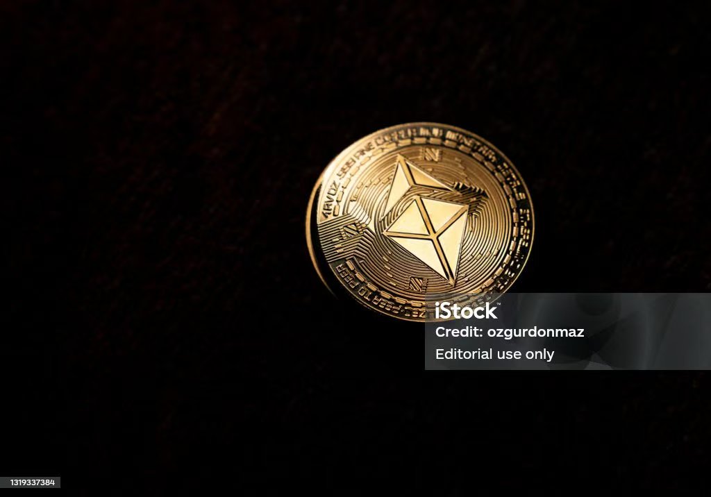 个人投资者如何突破门槛？ENF高收益层级的实战指南 